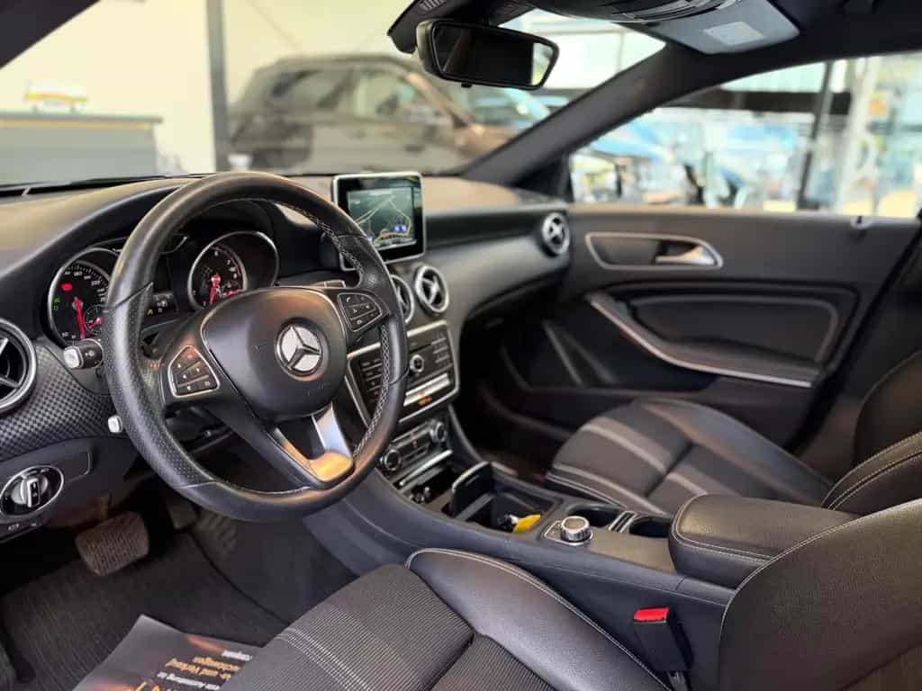 Mercedes-Benz A 180 BlueEfficiency /LED/SHZ/T-Leder/Navi/BT 10/2017-photo-9