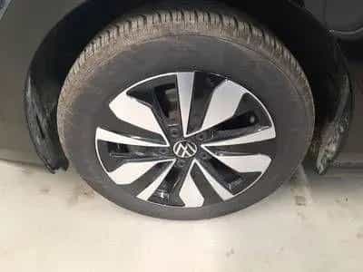 Volkswagen Golf 8 1.5 TSI Goal AHK Alu 16" LED+ Navi Sitzh. 09/2025-photo-4
