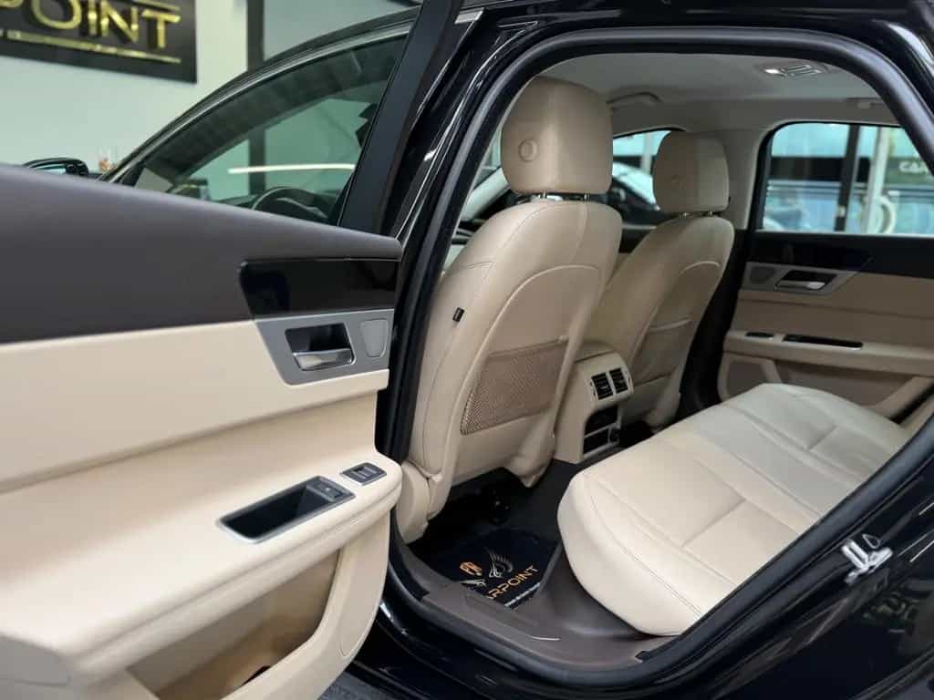 Jaguar XF Prestige AWD 2.0l Xenon/Volleder/BT/CAM 03/2017-photo-19