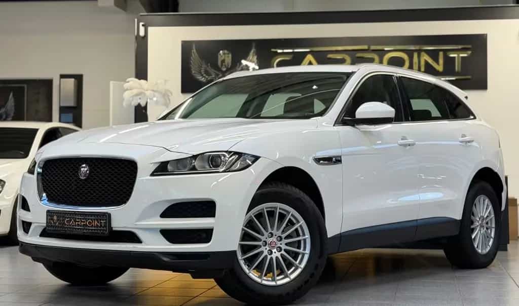 Jaguar F-Pace 2.0l  Pure AWD AHK/LED/Navi/BT/SHZ 06/2016-photo-4