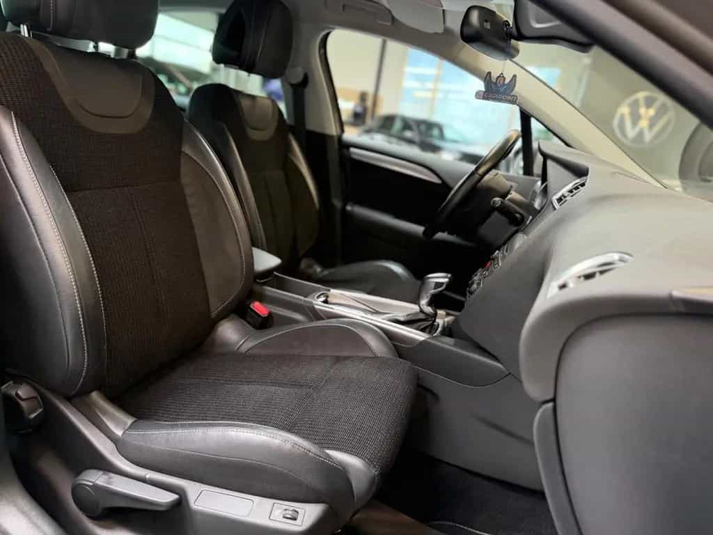 Citroën C4 Lim. Shine 1.6l /Navi/BT/PDC/SHZ/Klima 10/2017-photo-20