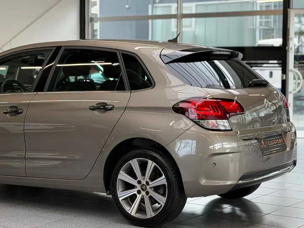 Citroën C4 Lim. Shine 1.6l /Navi/BT/PDC/SHZ/Klima 10/2017-photo-7