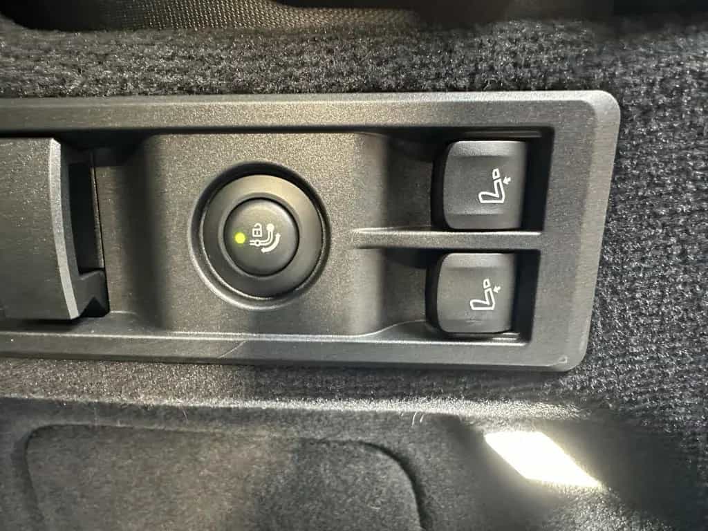 BMW 330 i Touring M-Sport NAV+LASER+ACC+AHK+HEADUP+PP 03/2023-photo-8