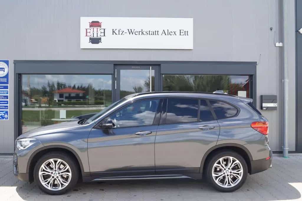 BMW X1 xDrive 25 i Sport Line 05/2018-photo-1