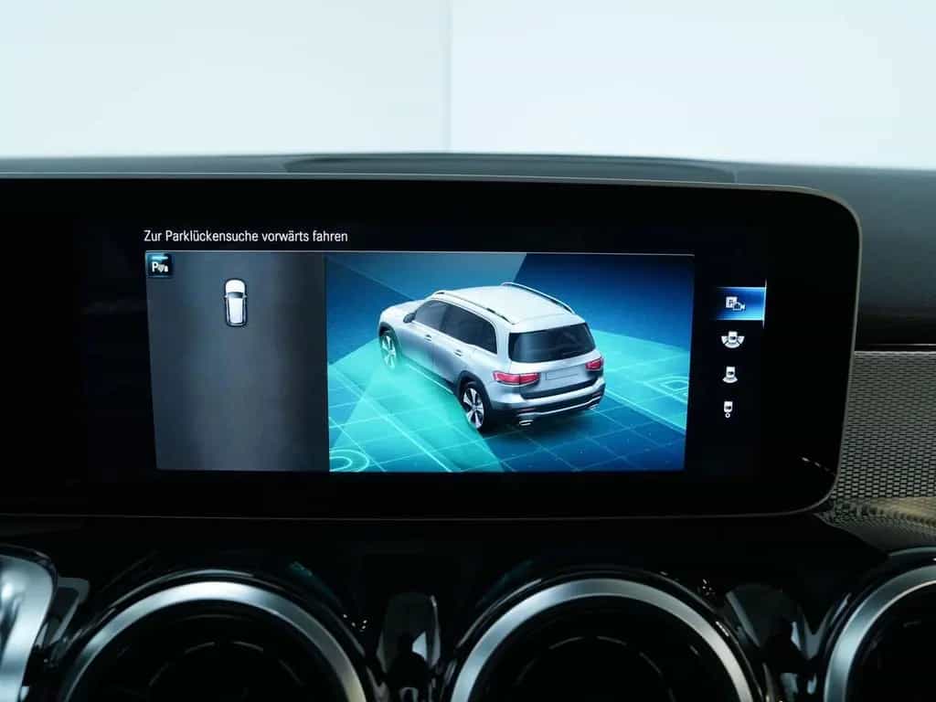 Mercedes-Benz GLB 200 d LED*ACC*AHK*PANO*MBUX*SH*DAB 11/2020-photo-21