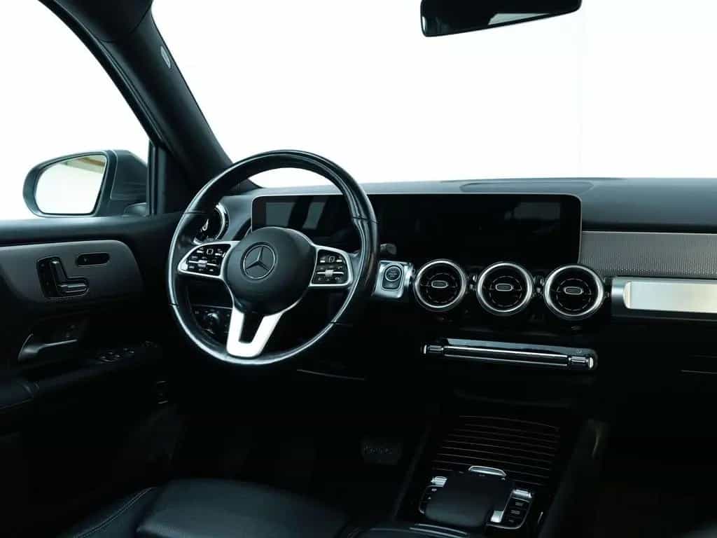 Mercedes-Benz GLB 200 d LED*ACC*AHK*PANO*MBUX*SH*DAB 11/2020-photo-24