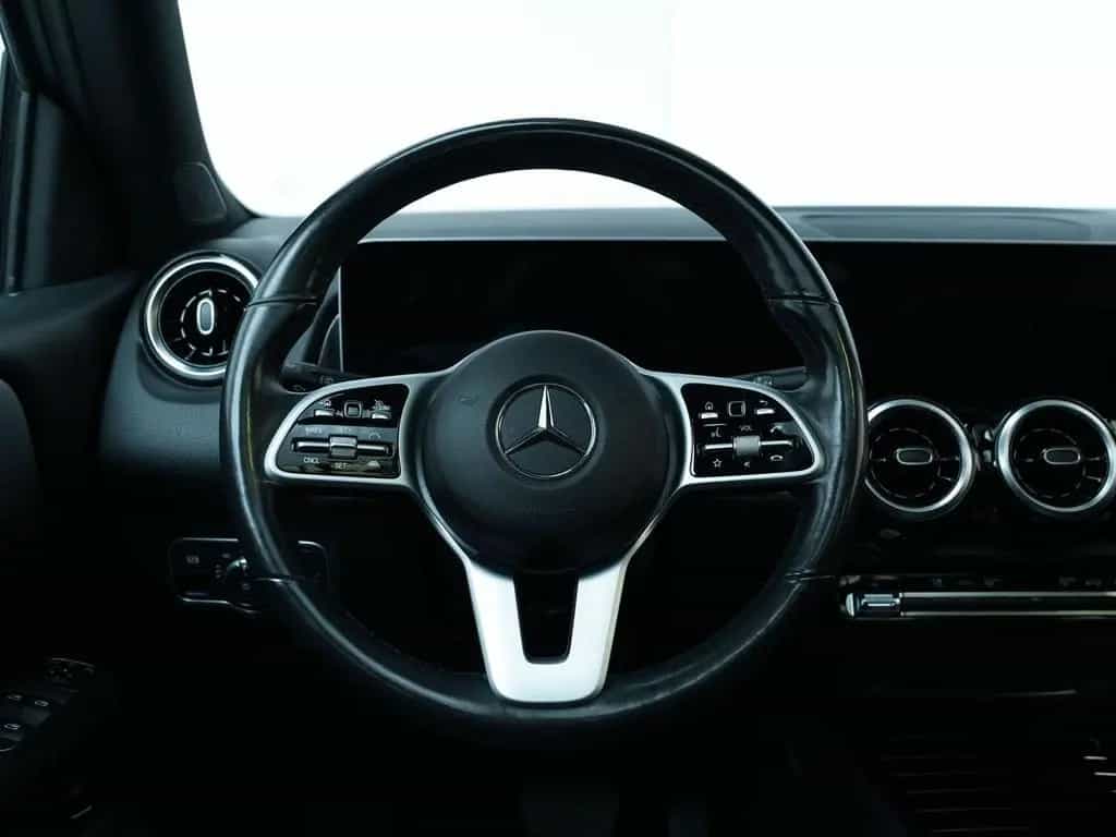 Mercedes-Benz GLB 200 d LED*ACC*AHK*PANO*MBUX*SH*DAB 11/2020-photo-26