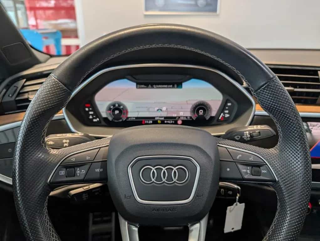 Audi Q3 2.0TDI quattro S line Aut*AHK*ACC*LED*Virtual 10/2022-photo-13