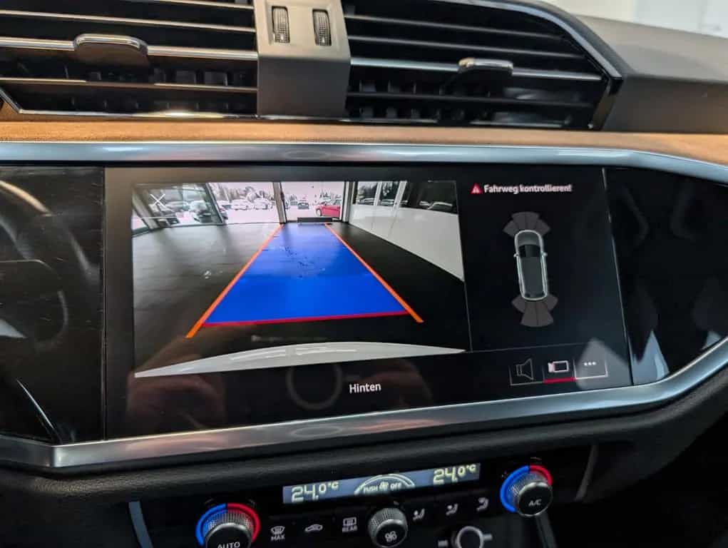 Audi Q3 2.0TDI quattro S line Aut*AHK*ACC*LED*Virtual 10/2022-photo-14