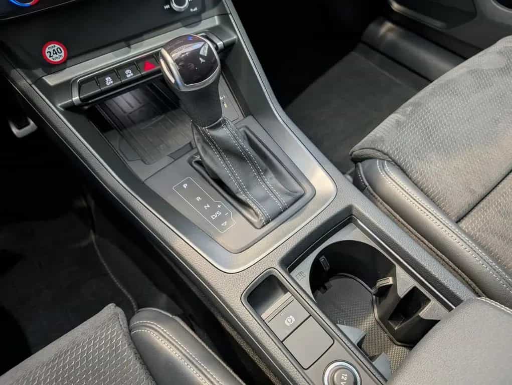 Audi Q3 2.0TDI quattro S line Aut*AHK*ACC*LED*Virtual 10/2022-photo-15