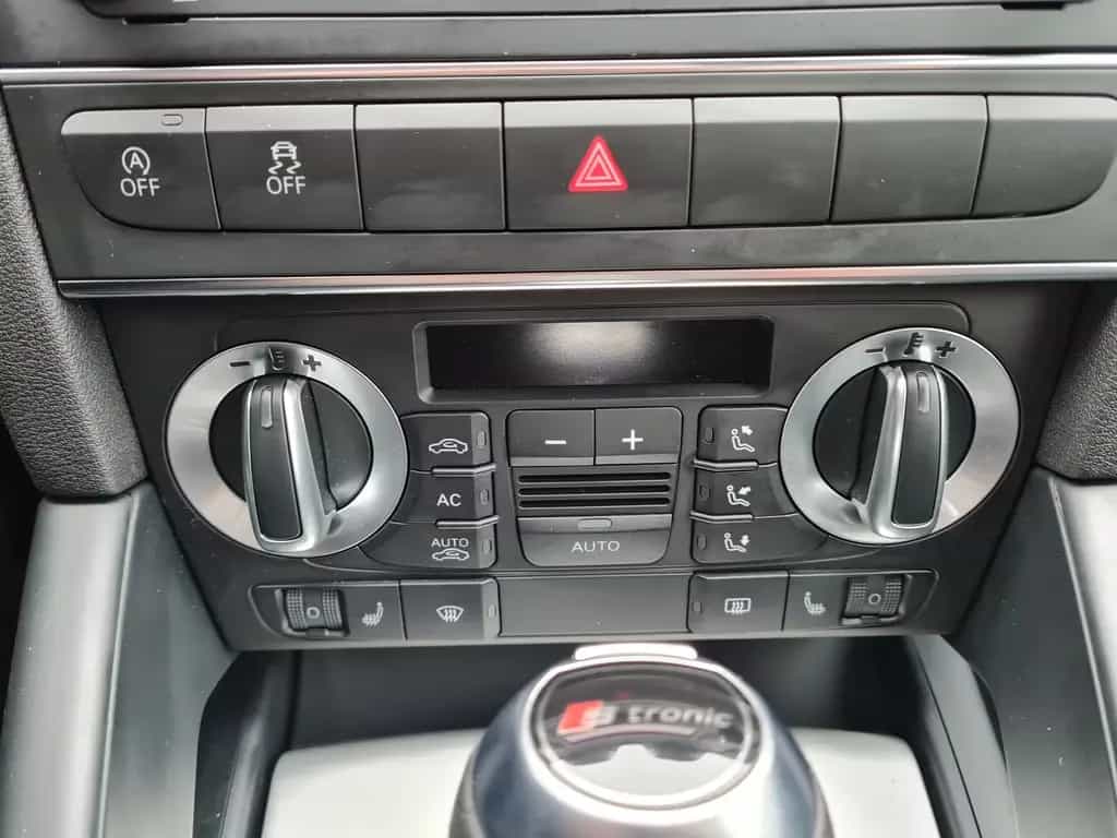 Audi A3 Sportback 1.4 TFSI S line Sportpaket plus 02/2012-photo-15