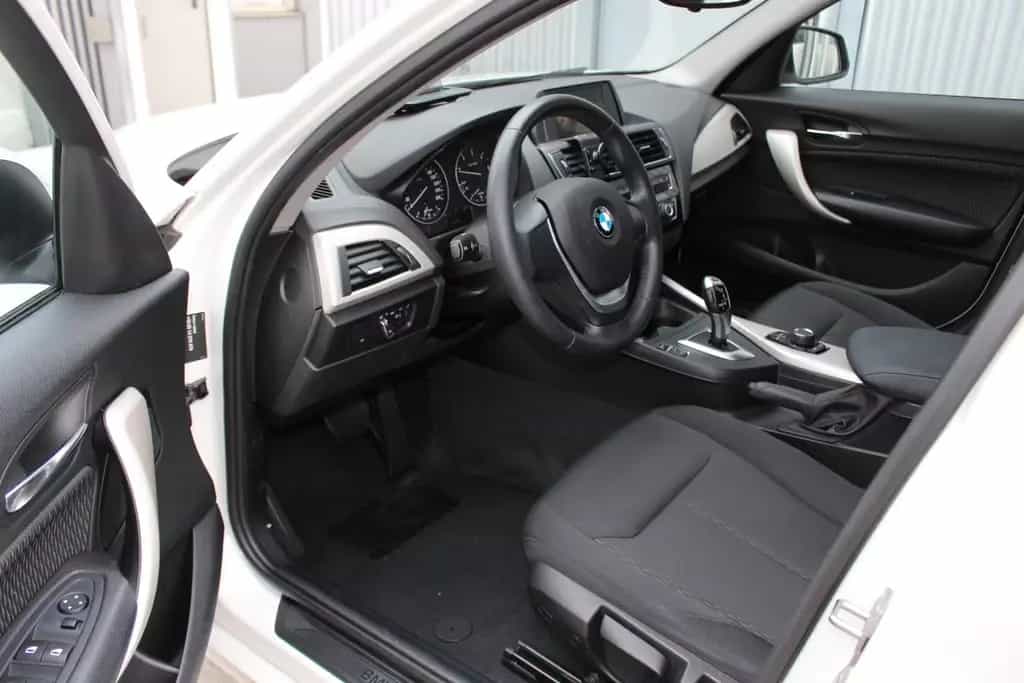 BMW 118 d Edition Shadow Automatik+Navi+Head Up 11/2015-photo-10