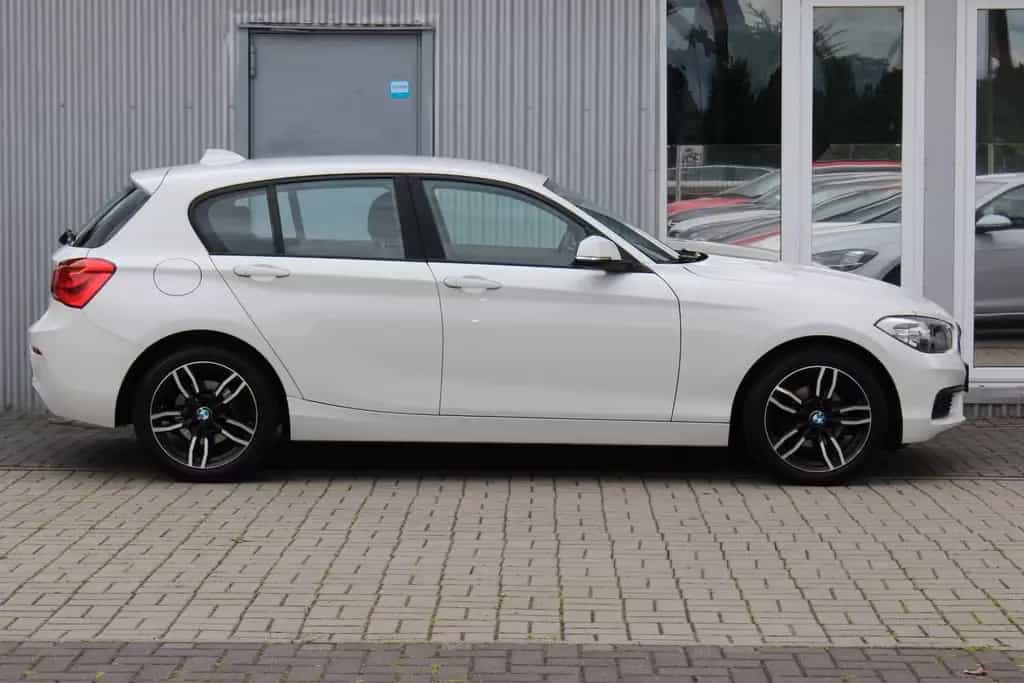 BMW 118 d Edition Shadow Automatik+Navi+Head Up 11/2015-photo-7