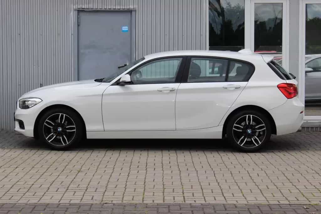 BMW 118 d Edition Shadow Automatik+Navi+Head Up 11/2015-photo-8
