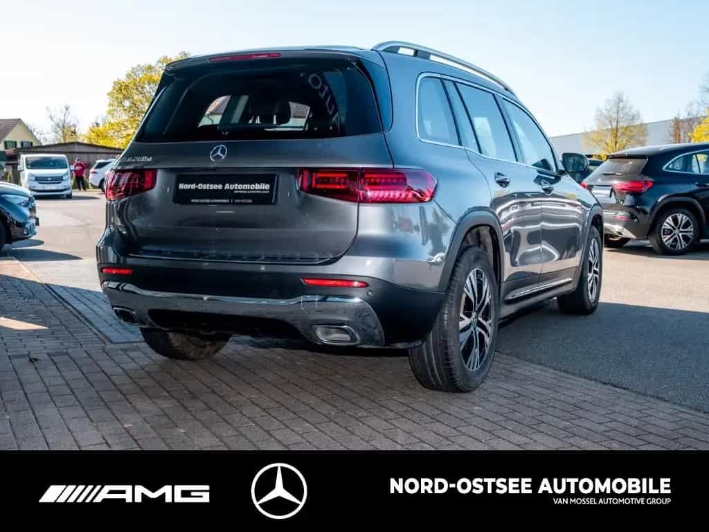 Mercedes-Benz GLB 200 d PROGRESSIVE MBUX SHZ KEYLESS-GO 08/2025-photo-3