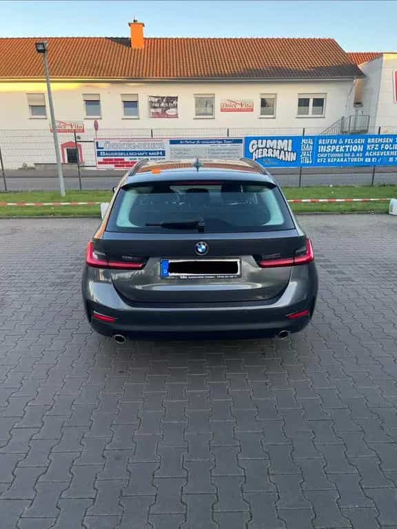 BMW 318 d Touring *NUR BIS MITTE JULI* 09/2020-photo-4