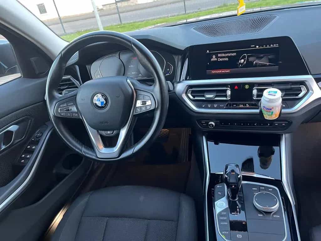 BMW 318 d Touring *NUR BIS MITTE JULI* 09/2020-photo-7