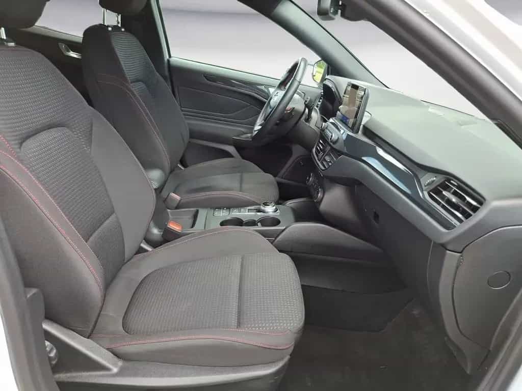 Ford Focus ACC*BANG&OLUFSEN*HEAD-UP*NAVI*LED*SHZ*LED 02/2020-photo-7