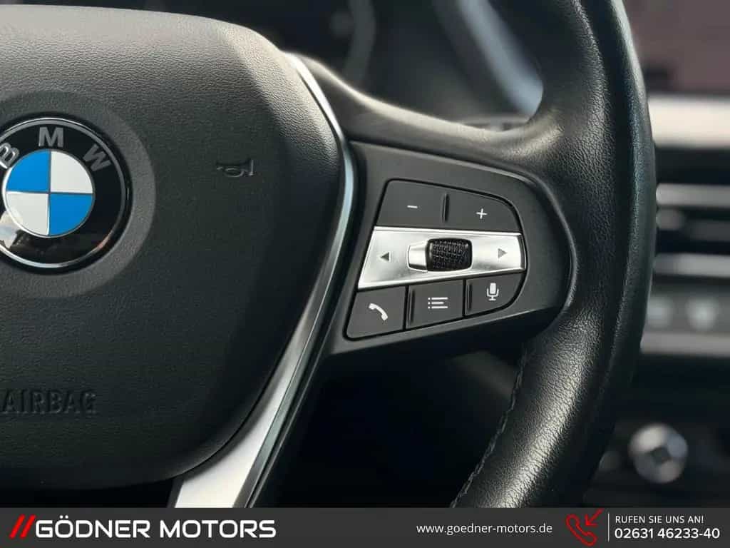 BMW 118 Sport Line 118i Line/DE-FHZ/LED/TEMPOMAT/... 10/2019-photo-17