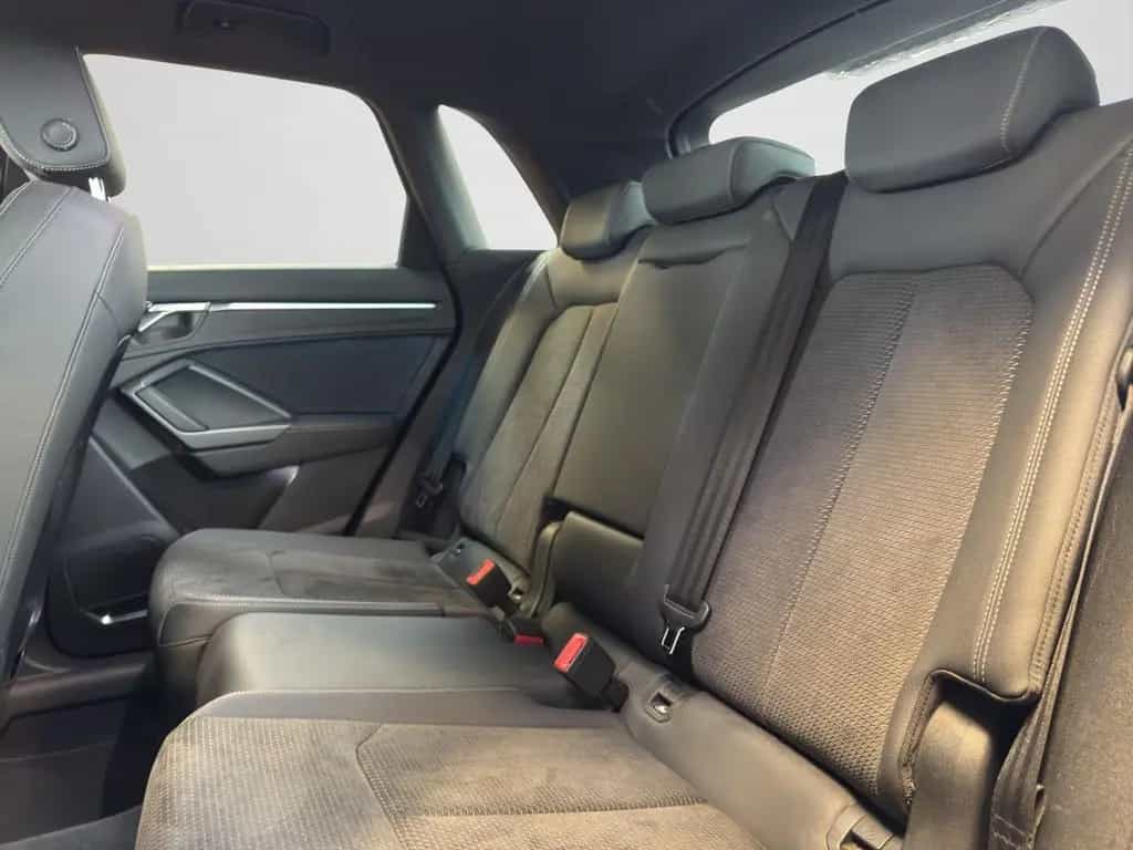 Audi Q3 40 2,0 TFSI quattro S line *Navi*LED*AHK*B&O* 08/2019-photo-13