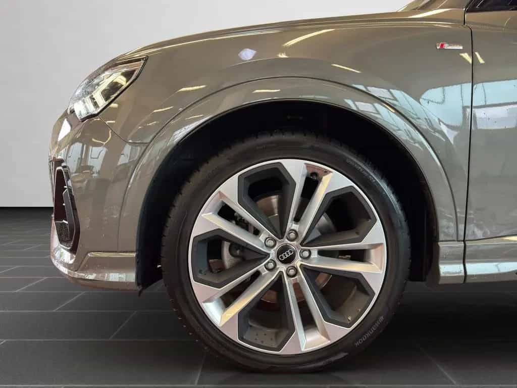 Audi Q3 40 2,0 TFSI quattro S line *Navi*LED*AHK*B&O* 08/2019-photo-7
