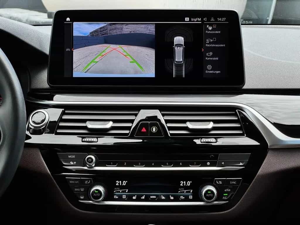 BMW 530 i Touring SHAD NAPPA HuD ACC SHZ SBL CAM PDC 02/2023-photo-24
