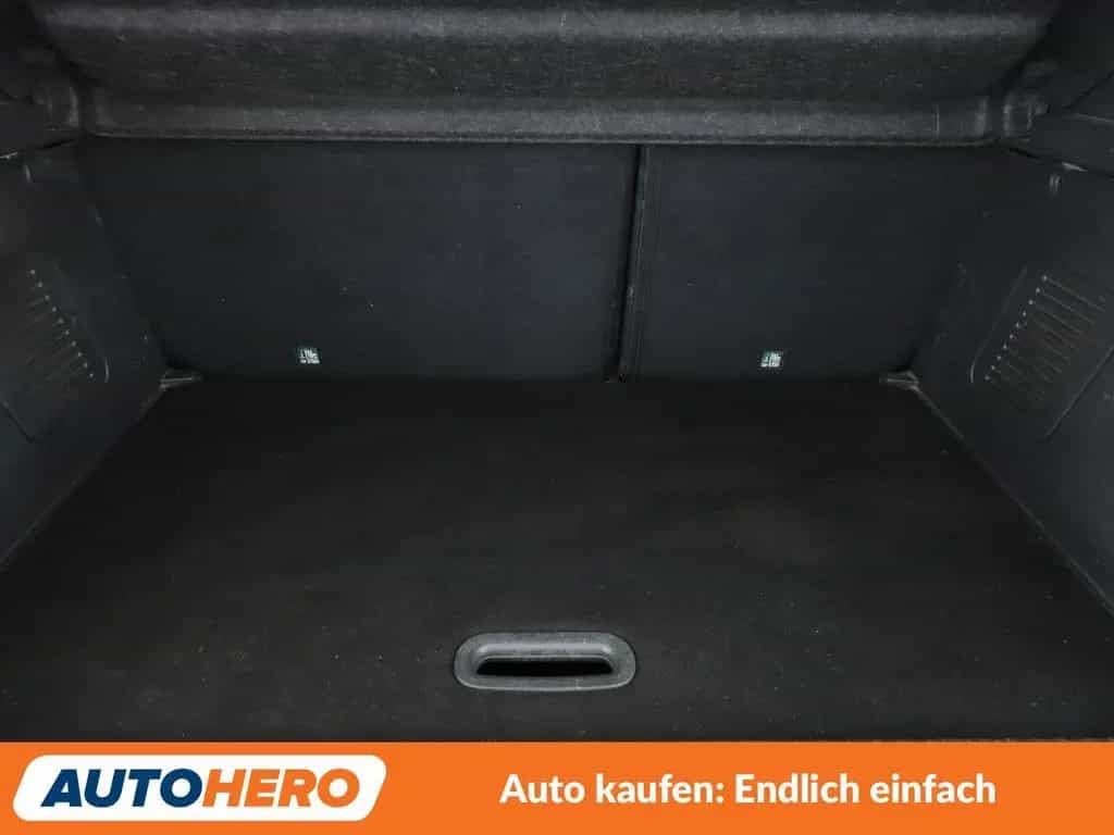 Renault Captur 1.2 TCe Energy Luxe Aut.*NAVI*SHZ*TEMPO* 04/2016-photo-17