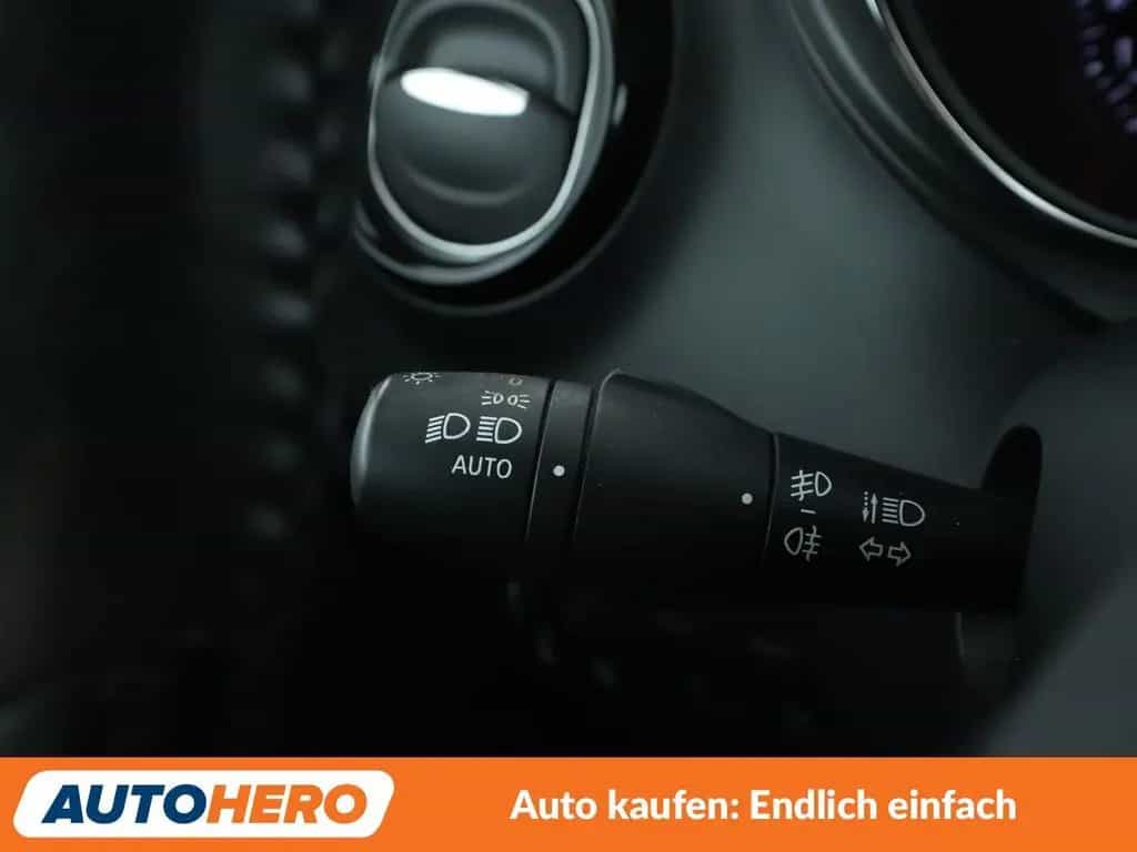 Renault Captur 1.2 TCe Energy Luxe Aut.*NAVI*SHZ*TEMPO* 04/2016-photo-25