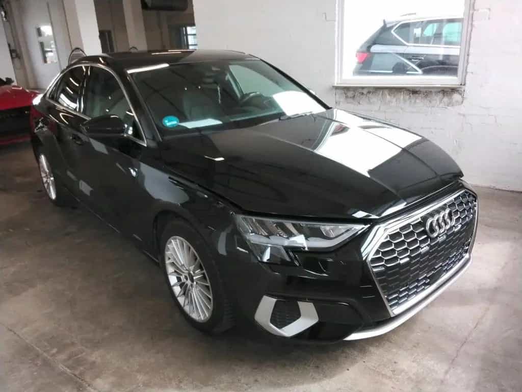 Audi A3 Limousine 35 TFSI S-tronic advanced Kamera 04/2022-photo-1