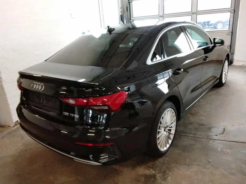 Audi A3 Limousine 35 TFSI S-tronic advanced Kamera 04/2022-photo-3