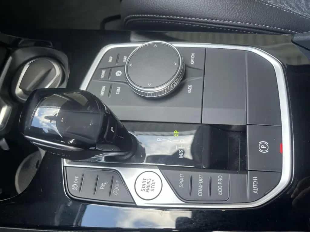 BMW 118 1er - 118i Sports-Line 140PS Automatik 12/2020-photo-17