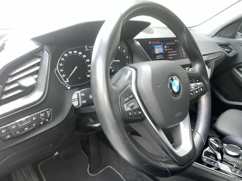 BMW 118 1er - 118i Sports-Line 140PS Automatik 12/2020-photo-19