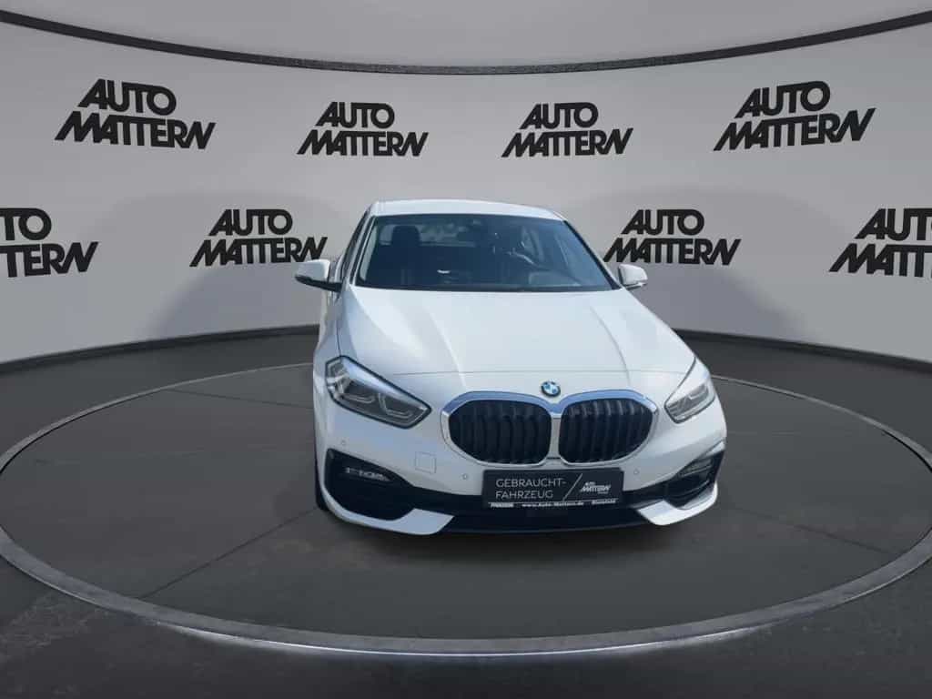 BMW 118 1er - 118i Sports-Line 140PS Automatik 12/2020-photo-2