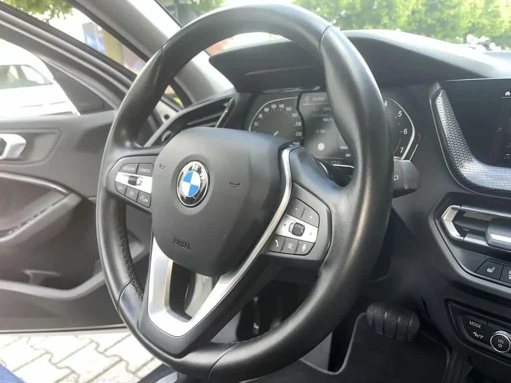 BMW 118 1er - 118i Sports-Line 140PS Automatik 12/2020-photo-20