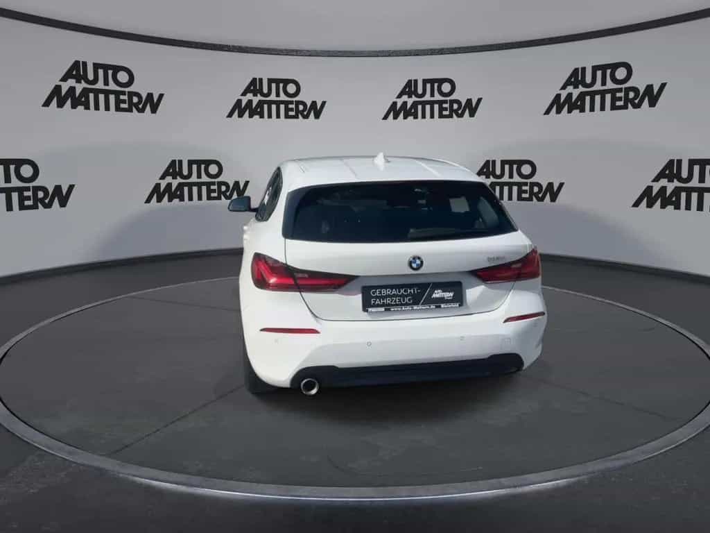 BMW 118 1er - 118i Sports-Line 140PS Automatik 12/2020-photo-6