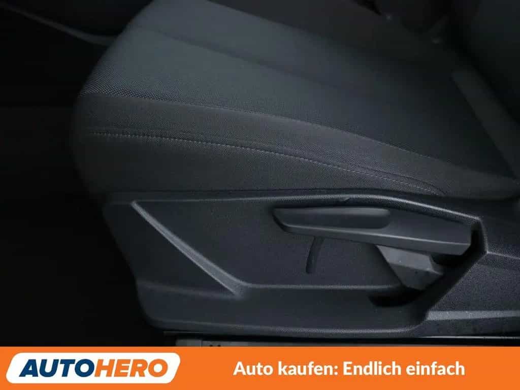 Audi Q3 35 TFSI Aut.*LED*PDC*SHZ*KLIMA* 07/2019-photo-37