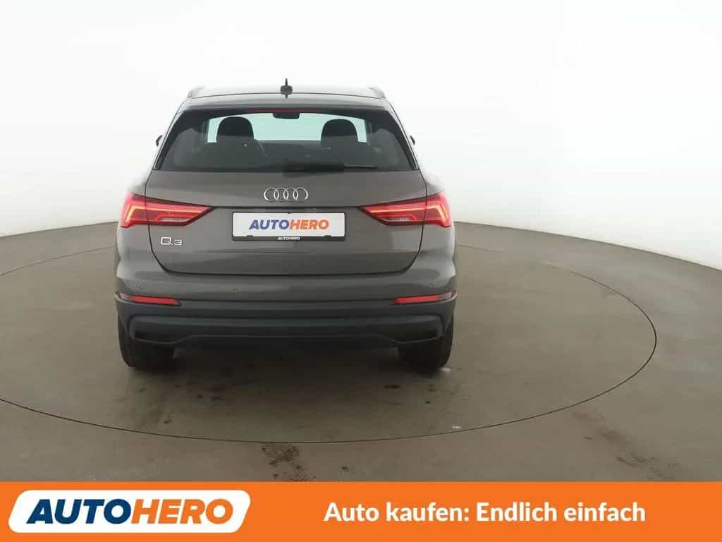Audi Q3 35 TFSI Aut.*LED*PDC*SHZ*KLIMA* 07/2019-photo-4