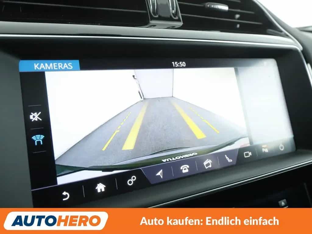 Jaguar F-Pace 25t Chequered Flag AWD Aut.*NAVI*LED*ACC* 02/2021-photo-21