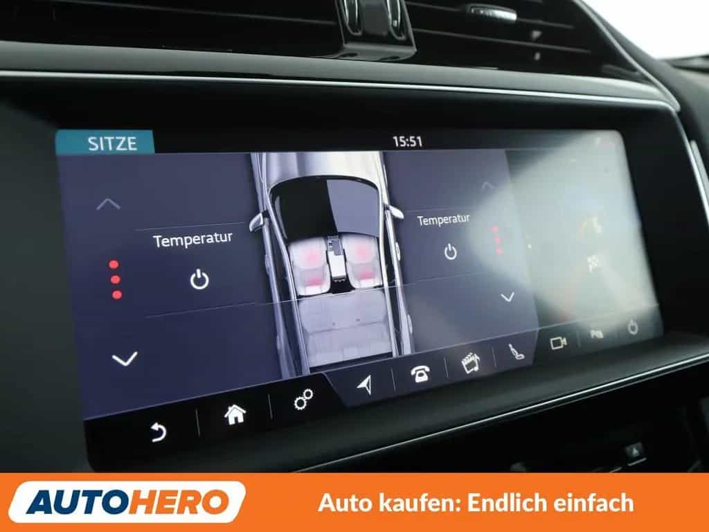 Jaguar F-Pace 25t Chequered Flag AWD Aut.*NAVI*LED*ACC* 02/2021-photo-23