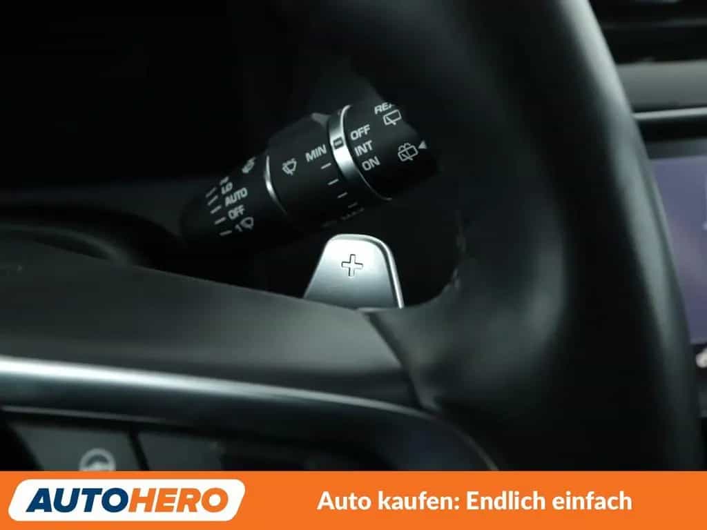 Jaguar F-Pace 25t Chequered Flag AWD Aut.*NAVI*LED*ACC* 02/2021-photo-29