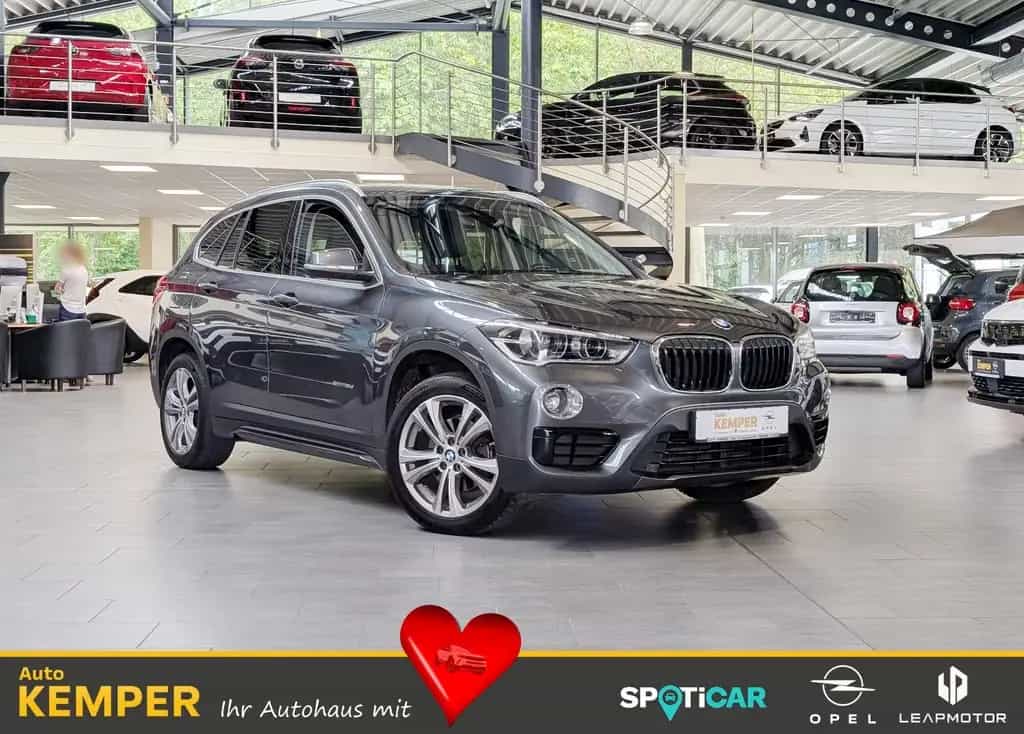 BMW X1 sDrive 18 d Sport Line Autom. *AHK*ACC*Navi* 03/2017-photo-0