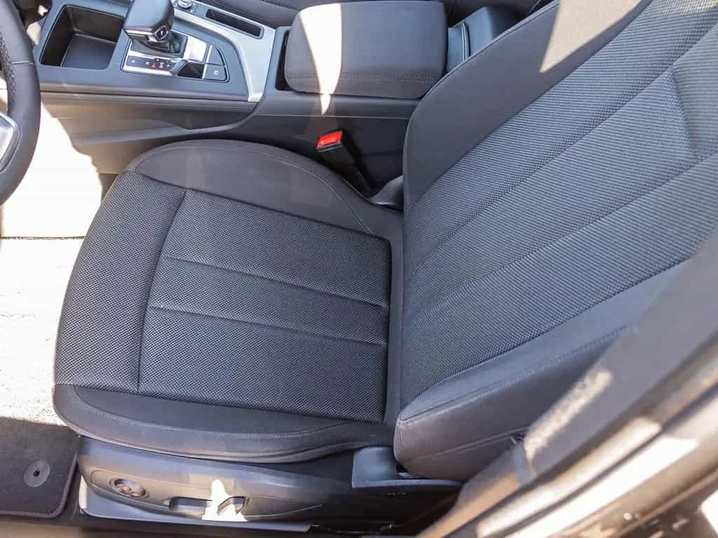 Audi A4 Avant Advanced 40TFSI qu. Stronic LED ACC 03/2022-photo-9