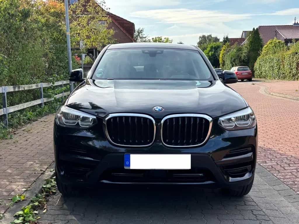 BMW X3 xDrive30e 360 Kamera, HUD, AHK 04/2021-photo-1