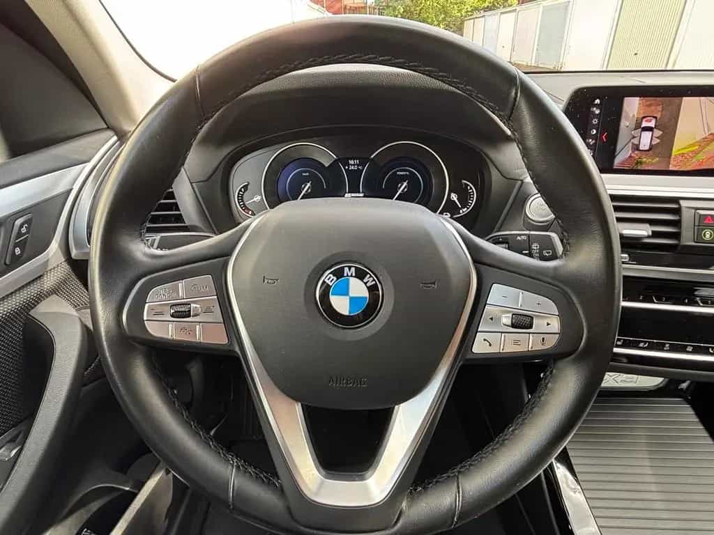 BMW X3 xDrive30e 360 Kamera, HUD, AHK 04/2021-photo-8