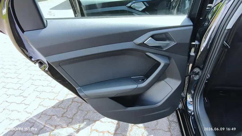 Audi A1 30 TFSI advanced Sportback, Klima, Navi, Szh 11/2018-photo-17