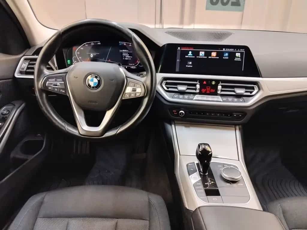 BMW 320 d Touring 06/2022-photo-7