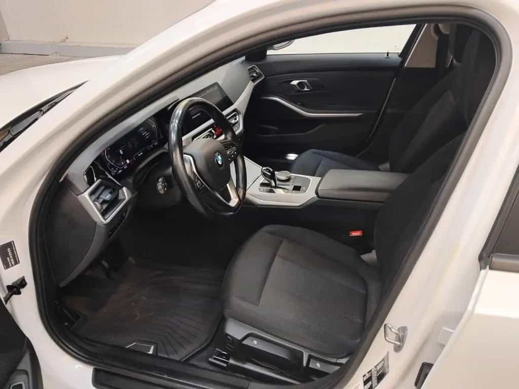 BMW 320 d Touring 06/2022-photo-8