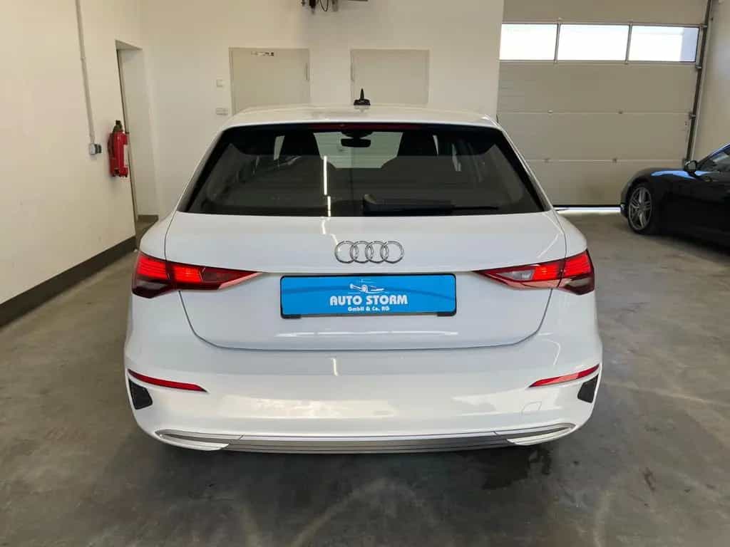 Audi A3 Sportback 35 TFSI *NAVI*LED*SHZ*AHK*GRA* 05/2021-photo-4