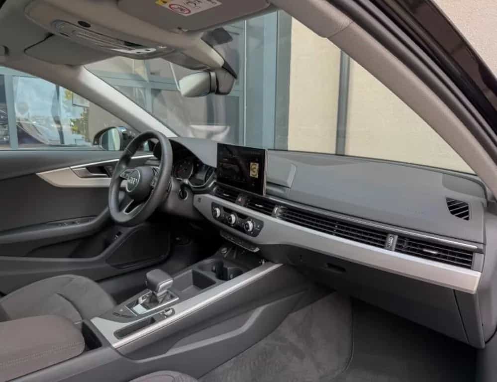 Audi A4 AVANT 35TDI S-TRONIC-ADVANCED-PANO-MÜNCHEN 11/2019-photo-11