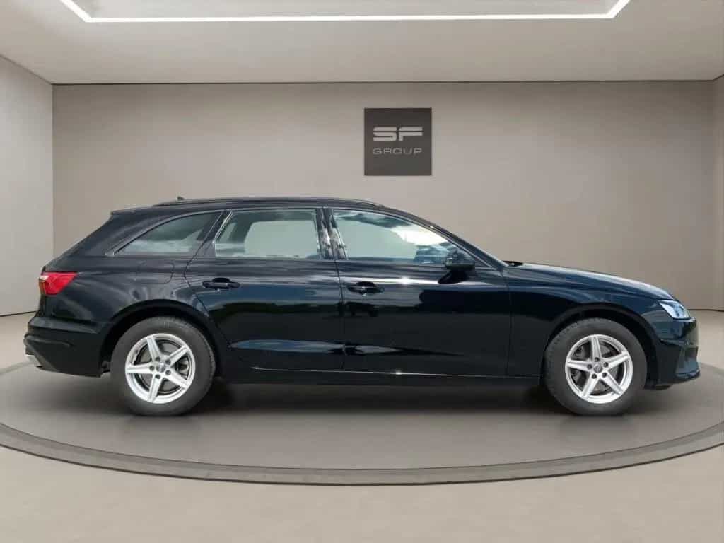Audi A4 AVANT 35TDI S-TRONIC-ADVANCED-PANO-MÜNCHEN 11/2019-photo-7